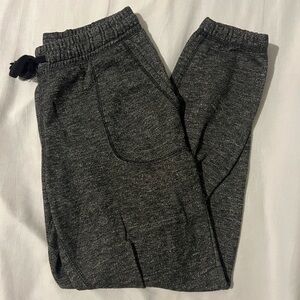 COMFY GRAY SWEATPANTS
